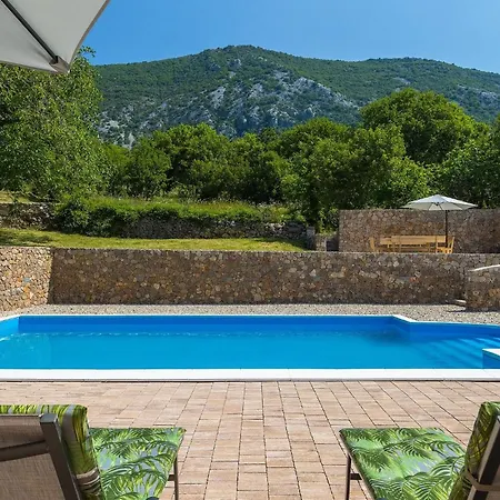 Holiday home Lukata *